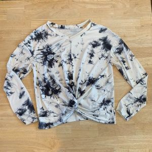 Twist knot yoga workout top